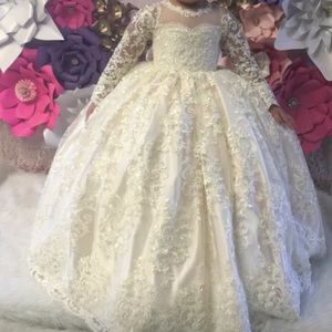 Additional pictures of matching dresses